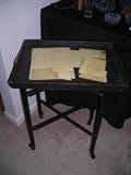 SERVING TRAY TABLE