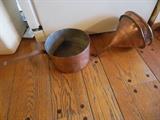 COPPER LARGE HEAVY POT.FUNNEL