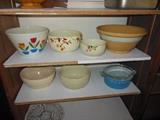 Variety of  Vintage Kitchen Bowls, Fire King, Hall..Yelloware