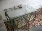 GLASS TOP PATIO TABLE 4 METAL CHAIRS