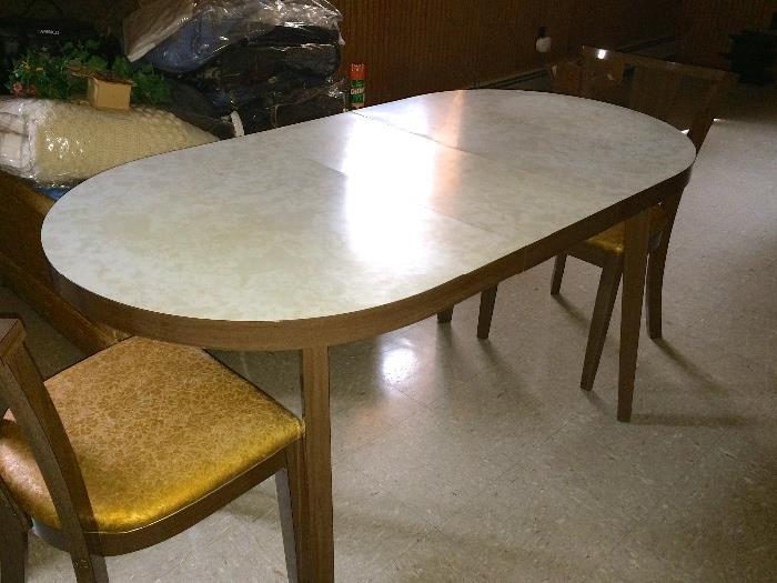 1950's mid-century mod table & 4 chairs