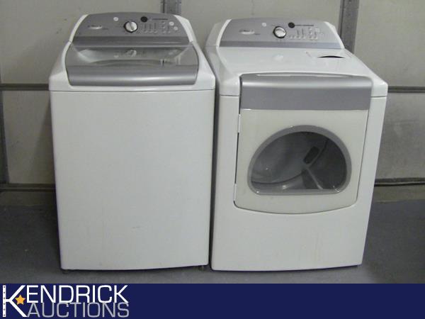 Whirlpool&nbsp;Cabrio WTW6600SW&nbsp;Large Capacity Washer and Dryer Set
