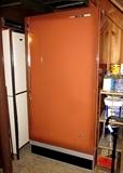 Extra large older freezer - works.
