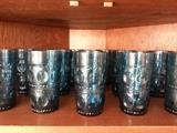 Totally dig these blue drinking glasses.....groovy baby