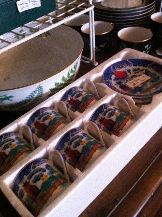     Asian cups & saucer (with images of Gasha girls)