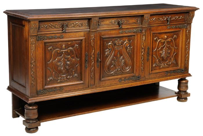 A FRENCH RENAISSANCE REVIVAL SIDEBOARD
