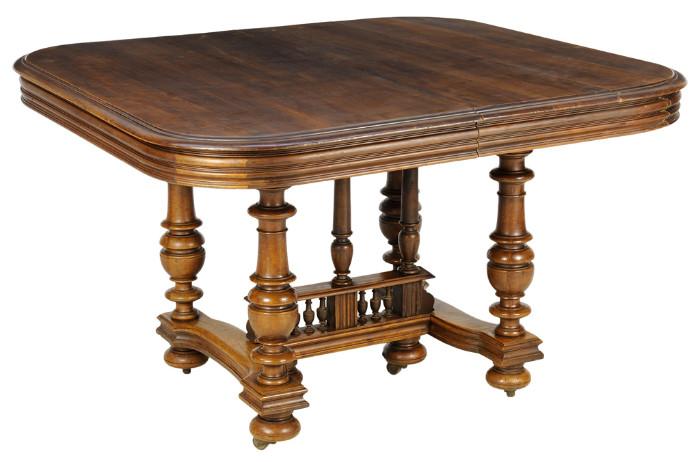 A FRENCH RENAISSANCE REVIVAL DINING TABLE
