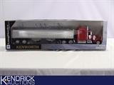 New Ray Long Hauler Collection 1:32&nbsp;Kenworth&nbsp;Die-cast Semi Truck
