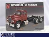 AMT Ertl&nbsp;1:25&nbsp;Mack R Model, Model Kit
