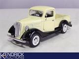 Superior&nbsp;1:34 Die-cast 1937 Ford Pick-Up

