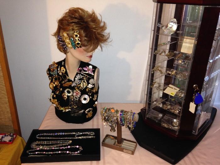 vintage jewelry & sterling jewelry