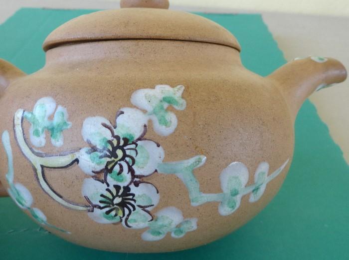 Asian Pottery, Porcelaiin