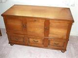 Lane cedar chest w/ drawer - excellent condition