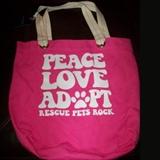 Peace Love Adopt Bag
Donor: Sherry Hill
Shipping:Yes, paid for by donor