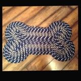 Blue Braided Cotton - Length -31" ( the longest part of the bone) X 18" (the widest part of the bone).
Size: 31"
Donor: Joanne Goudreau
Shipping: Yes, paid for by donor 