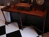Solid wood console/hall table/sofa table, perfect for a flat-panel TV