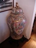 Large antique Chinese jardiniere