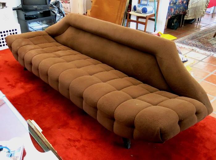 Adrian Pearsall gondola sofa in excellent condition.