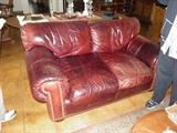 HIGH QUALITY LEATHER LOVE SEAT