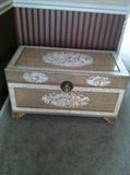 Lane cedar chest