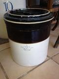 Four gallon crock with lid