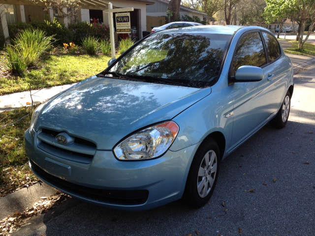 2010 Hyundai Ice Blue Accent 3 door  70,016 miles