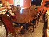 Wooden Dining Room Table w/ 6 chairs
