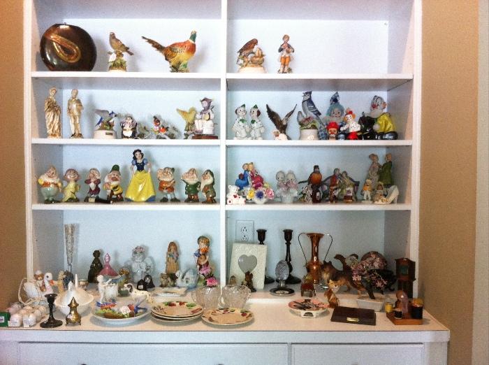 Lots of vintage knick-knacks and figurines.