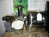 Angel juicer w/ accessories & booklet