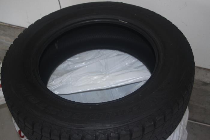 4 Bridgestone Blizzak tires (snow tires) used just one season 225/65R17 102R - used on a 2007 Honda CR-V