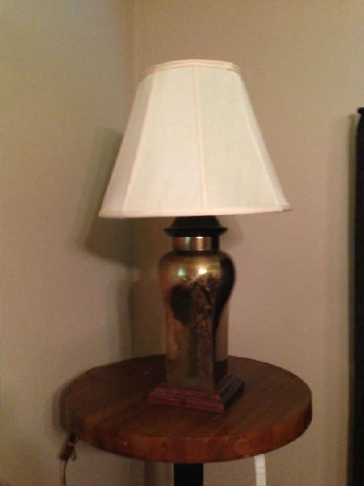 ONE OF A PAIR F BRASS LAMPS