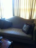 CHIPPENDALE PENNSYLVANIA HOUSE SOFA