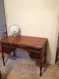 vintage/desk vanity