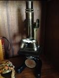 Microscope
