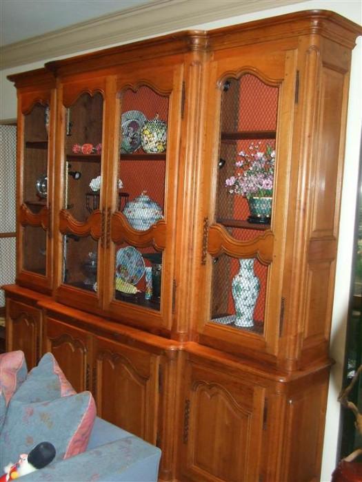 beautiful large china cabinet - solid wood & lighted