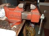 heavy bench vise