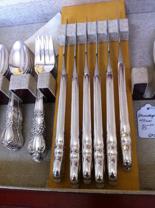                                 Heritage silverware