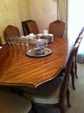   Dining table &  8 chairs (has matching china cabinet)