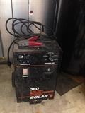 360 6/12 Volt Battery Charger Booster   SOLAR