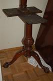 New mahogany Chippendale table with double pedestals, 2 leaves and 6 chairs