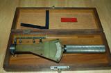 Made in Sweden Gauge invented by Carl Edward Johansson and patented on 12/24/29 in original wooden box. The box is 4 X 10 inches.