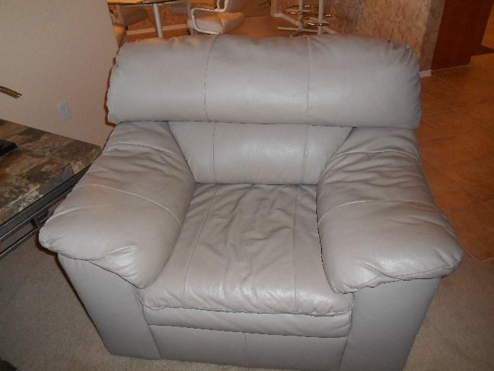 Matching oversized leather chair