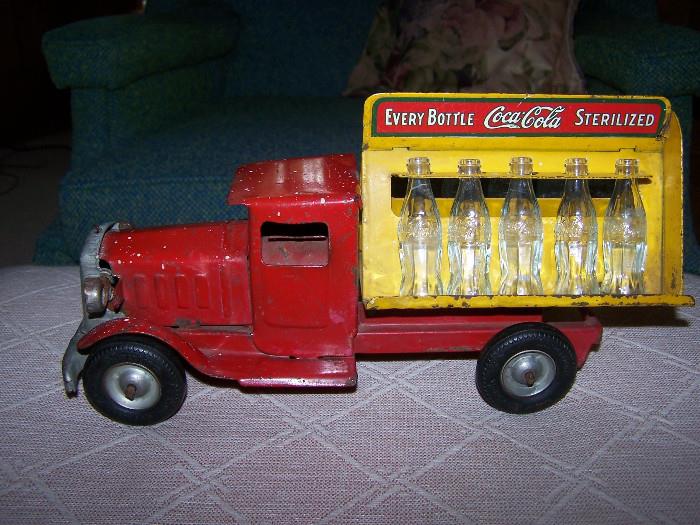 1930's Metalcraft Coca Cola Truck