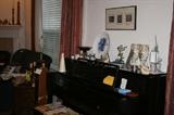 Piano, lladro, Austrian porcelain, rosenthall, wade, etc