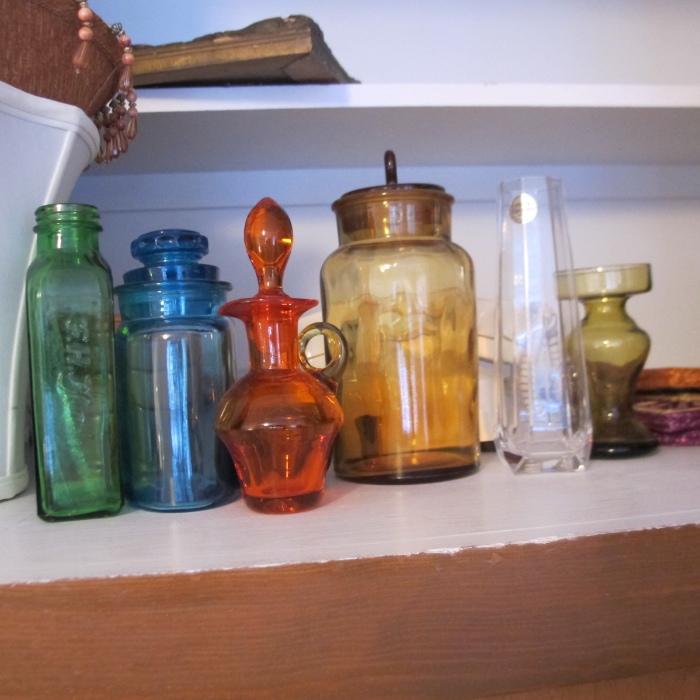SEVERAL OF MANY MID CENTURY GLASS PIECES