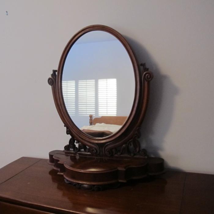 AUTHENTICATED VICTORIAN DRESSING TABLE MIRROR