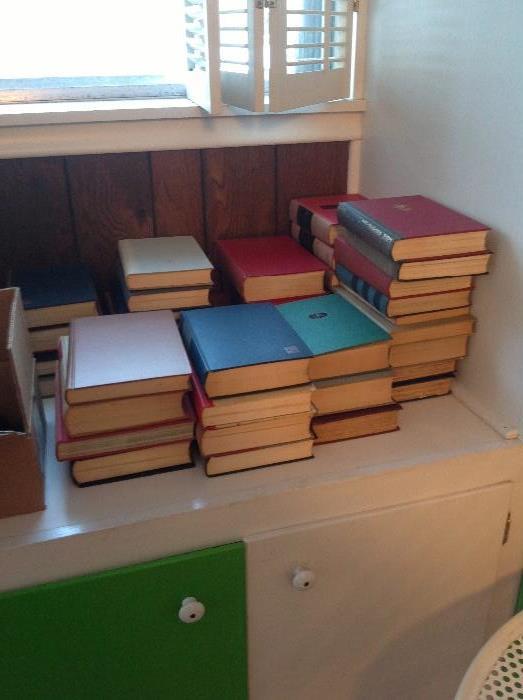 MANY BOOKS THAT ARE FIRST EDITIONS