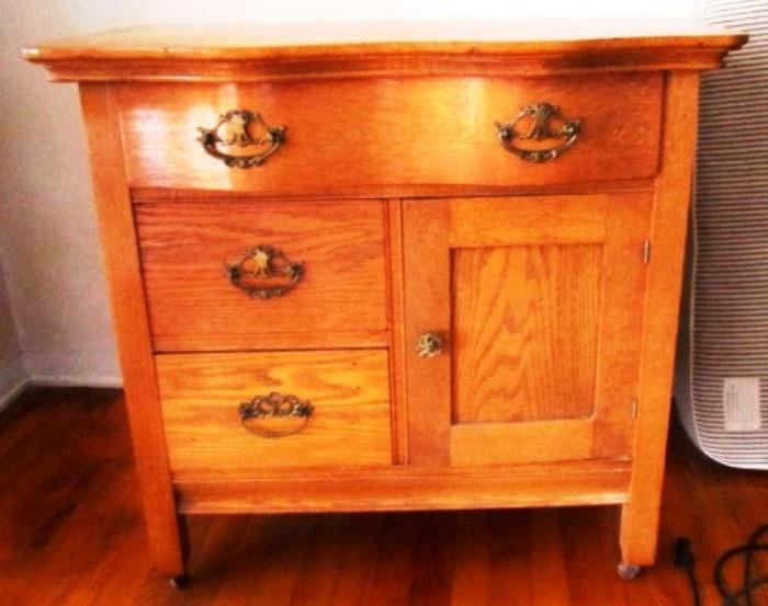 Estate Sale With Antiques In Oceanside Ca Starts On 3 20 2014