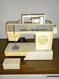 Singer potable sewing machine