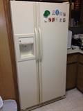 GE Refrigerator, excellent condition!